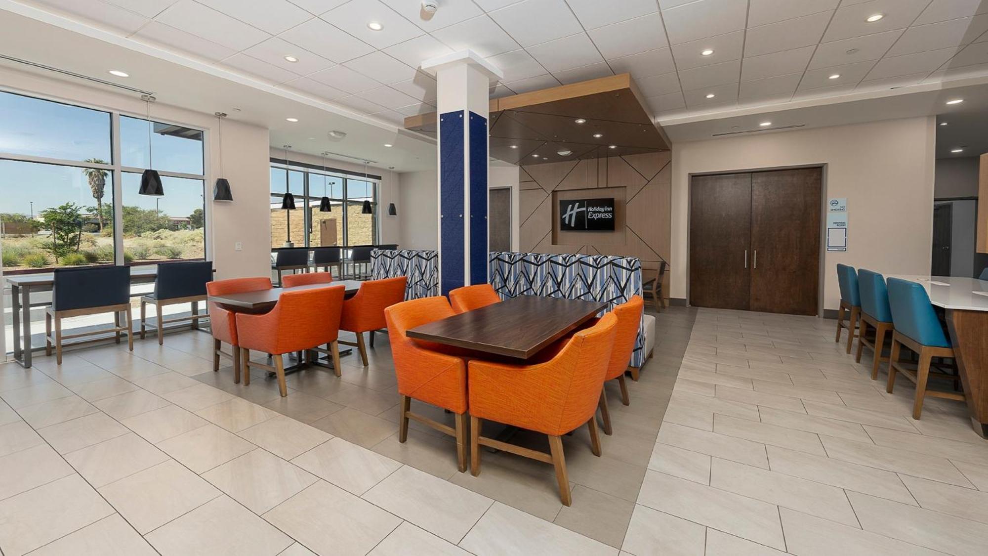 Holiday Inn Express & Suites Ridgecrest - China Lake By Ihg Kültér fotó